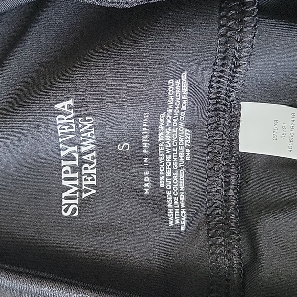 Simply Vera Vera Wang High Rise faux leather leggings - Picture 4 of 6